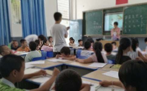 開學初安全黑板報素材