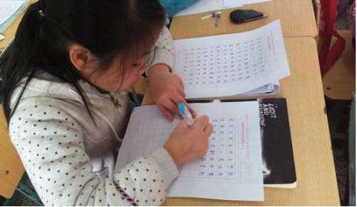 低保戶學生申請書（精選10篇）