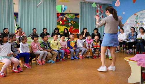 關于小班幼兒園一周工作計劃
