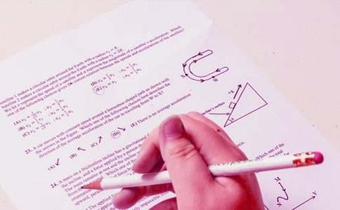致青陽(yáng)縣高考生的一封信600字（通用7篇）