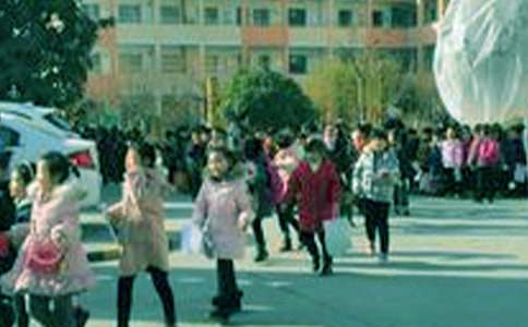 【精品】小學生一年級的作文100字30篇