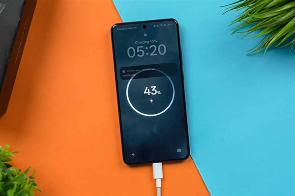 殺瘋了！真我Neo7 Turbo前瞻：透明機身同檔罕見 定價將會非常激進