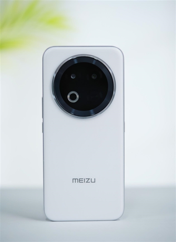 行業首款南德三防認證手機！魅族Note 16 Pro流云白圖賞