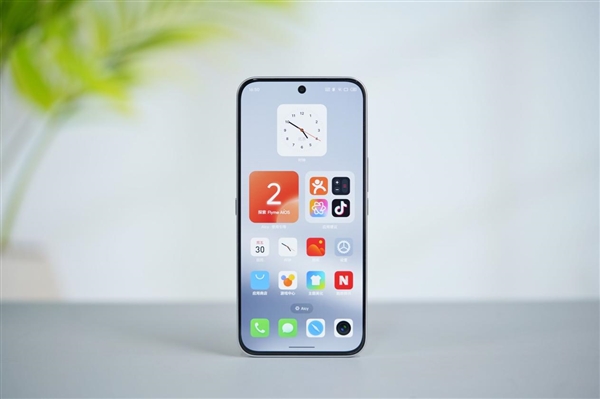 行業首款南德三防認證手機！魅族Note 16 Pro流云白圖賞