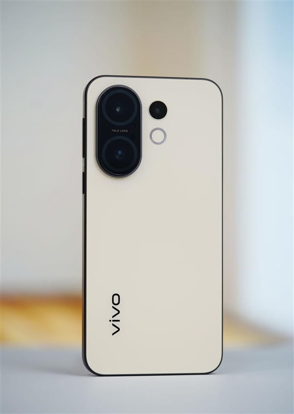 6.31英寸完美小直屏！vivo S30 Pro mini圖賞