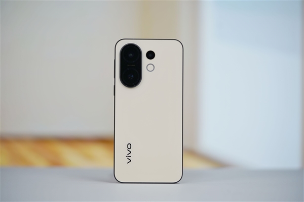 6.31英寸完美小直屏！vivo S30 Pro mini圖賞