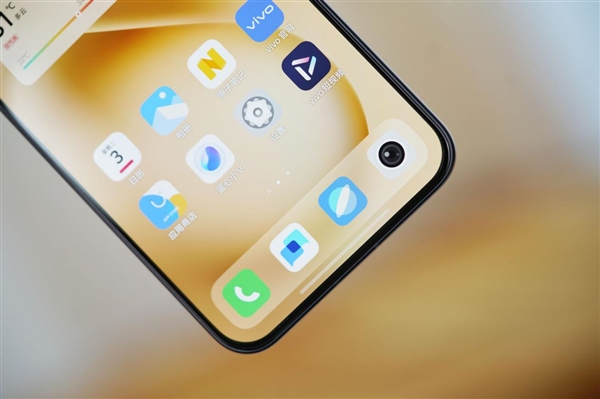 6.31英寸完美小直屏！vivo S30 Pro mini圖賞