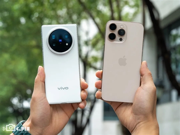 vivo剛出的這臺折疊屏 我愿稱它為“蘋果佳搭子”