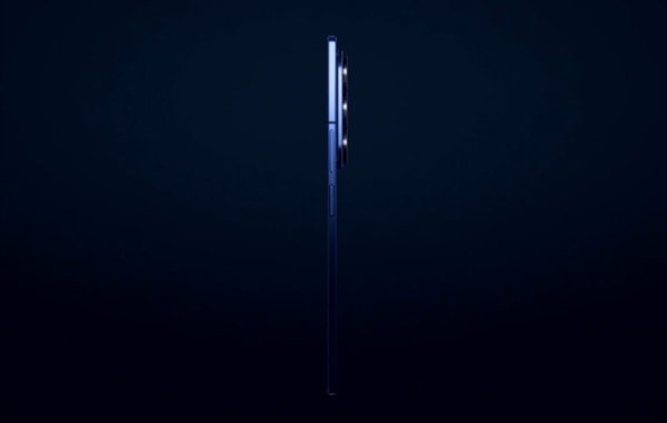 13999元起！三星Galaxy Z Fold7正式發布：8.9mm、215g全球輕