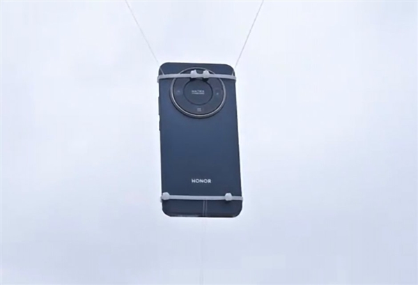 號稱硬核之王！榮耀X70能擋子彈