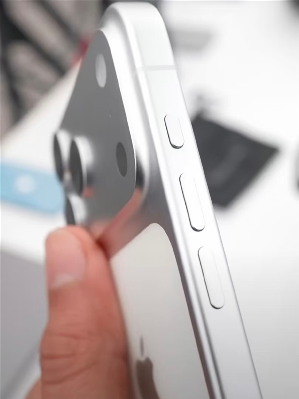 iPhone 17系列重回鋁合金中框：僅iPhone 17 Air保留鈦合金